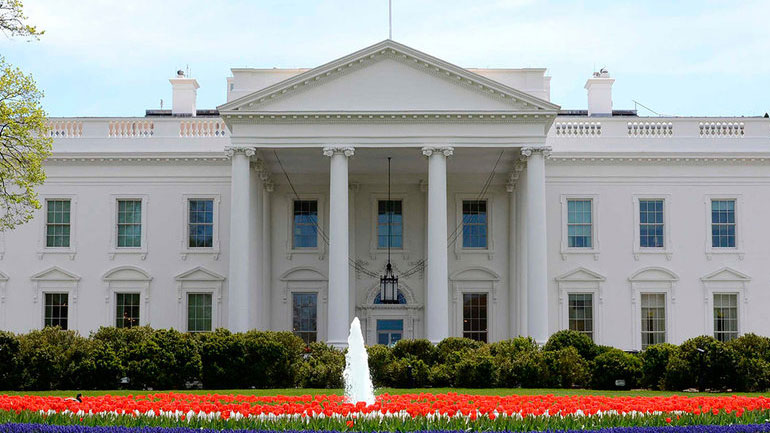 Forbes: Οι μεγαλύτεροι χορηγοί των Trump και Biden