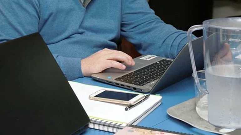 Covid-19: Καθορίστηκαν οι ευπαθείς ομάδες εργαζομένων