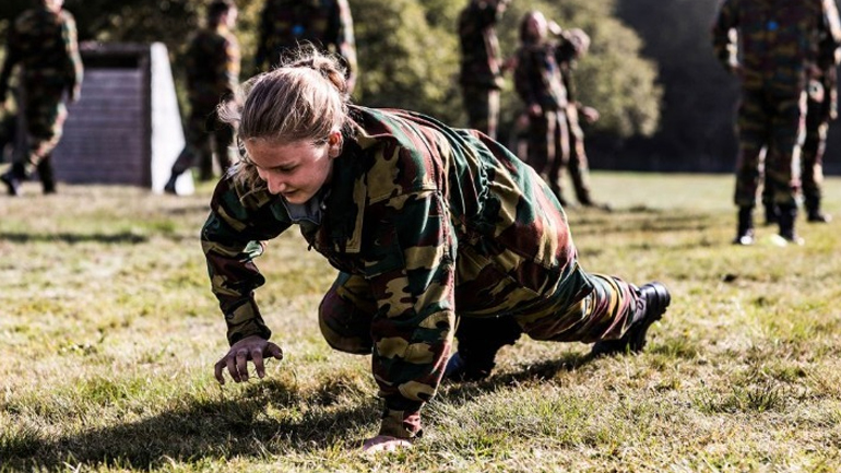 Βέλγιο: Η διάδοχος του θρόνου ξεκινά στρατιωτική θητεία