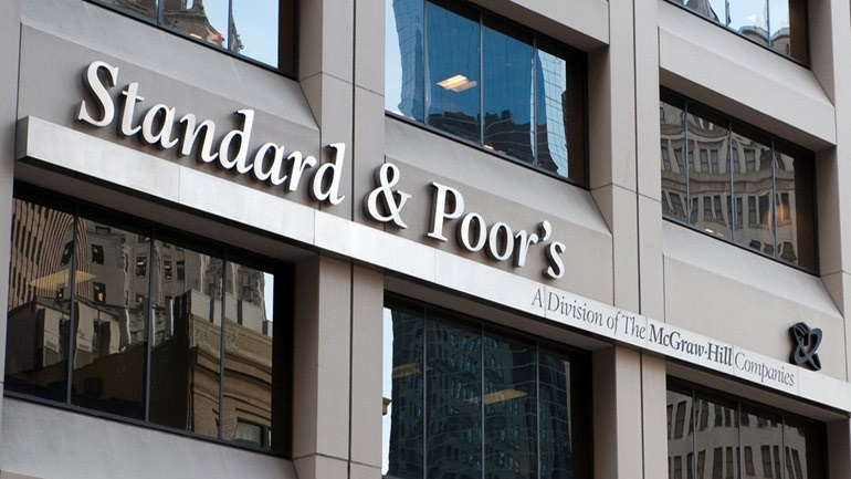 S&P: Υποβάθμισε την πιστοληπτική ικανότητα της Ισπανίας