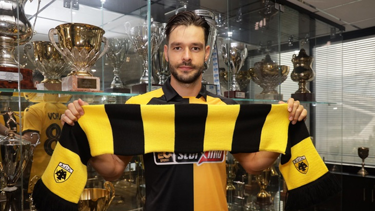 AEK: Στα «κιτρινόμαυρα» ο Σάκχοφ