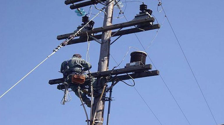 Χωρίς ηλεκτρικό ρεύμα η Καρδίτσα και χωριά του Δήμου