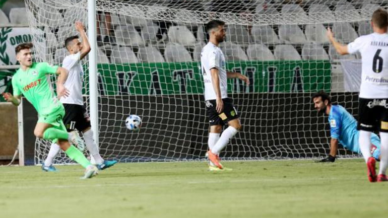 Νίκη για την Ομόνοια πριν τον Ολυμπιακό με 2-1 επί της ΑΕΚ Λάρνακας