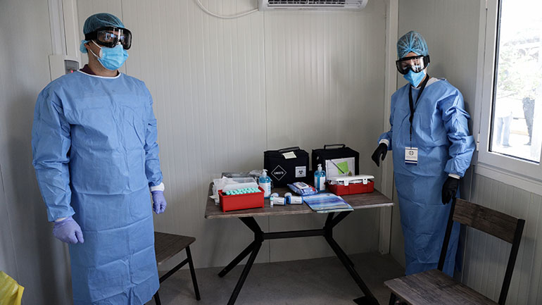 Άγιο Όρος: Τουλάχιστον οκτώ επιβεβαιωμένα κρούσματα τις τελευταίες ώρες