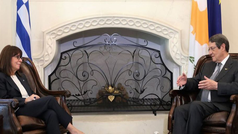 Σακελλαροπούλου: «Η επίσκεψή μου, ενδεικτική της κορυφαίας θέσης που καταλαμβάνει το Κυπριακό στην εθνική μας πολιτική»