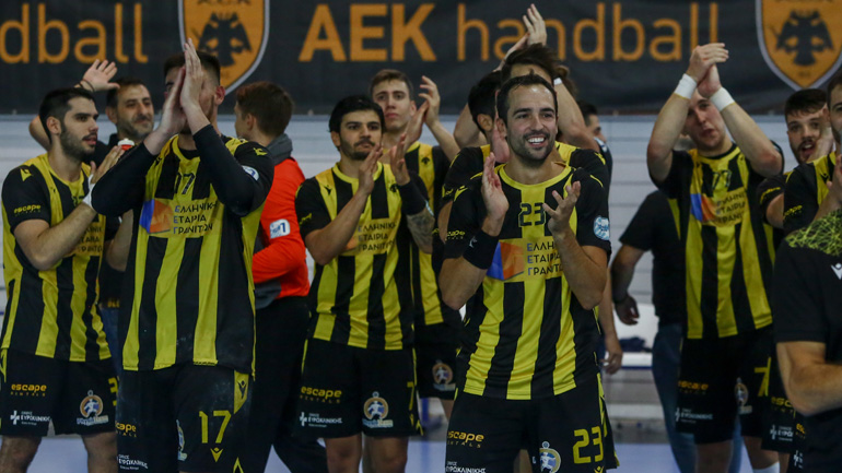 Χάντμπολ: Ανώτερη η ΑΕΚ, 31-22 τον Ολυμπιακό στην πρεμιέρα