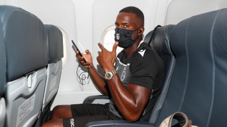 Με καθυστέρηση δύο ωρών «πέταξε» για τη Ρωσία ο ΠΑΟΚ