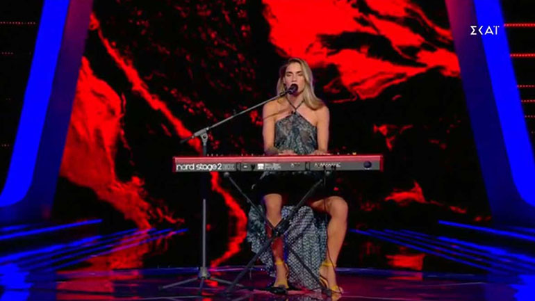 The Voice: Η συγκινητική ερμηνεία της Αντωνίας Καούρη που μάγεψε τους κριτές
