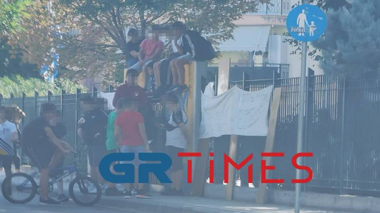 Νέες καταλήψεις στη Θεσσαλονίκη – Μαθητές αντιδρούν στη χρήση μάσκας