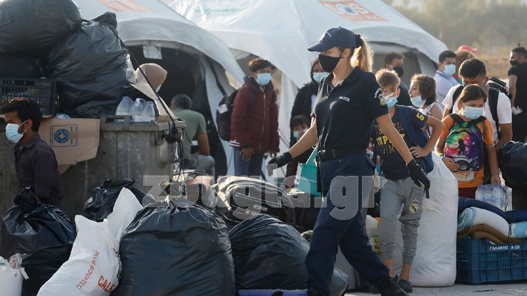 Η Ειρήνη Μελισσαροπούλου στο καθήκον, ως ειδικός φρουρός, στο Καρά Τεπέ