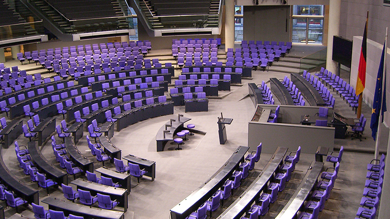 Γερμανία: «Απολύτως ακίνδυνο» το «ύποπτο» πακέτο που εντοπίστηκε στην Μπούντεσταγκ