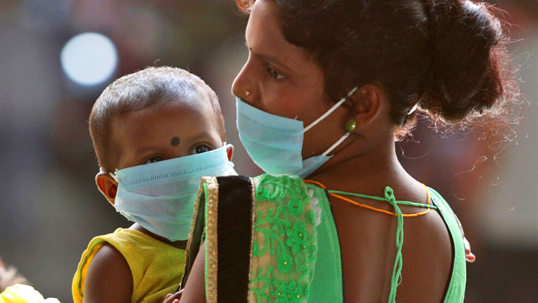 Συνελήφθη Ινδός που έσκισε την κοιλιά της εγκύου συζύγου του με δρεπάνι για να μάθει το φύλο του παιδιού