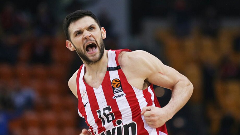 Μέχρι το 2023 στον Ολυμπιακό ο Παπανικολάου