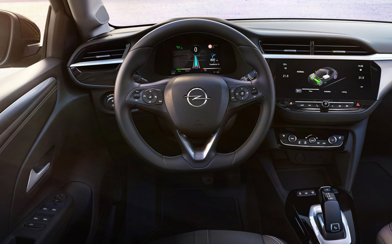 Προσεγμένο, απλό και λειτουργικό το εσωτερικό