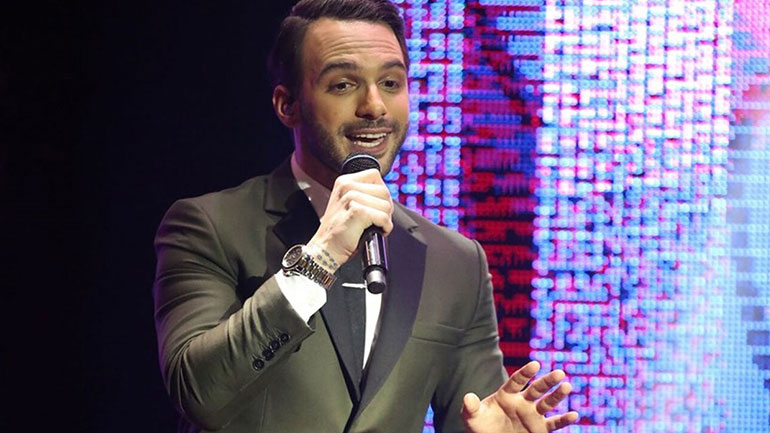 Δημήτρης Καραδήμος: Τροχαίο ατύχημα για τον τραγουδιστή