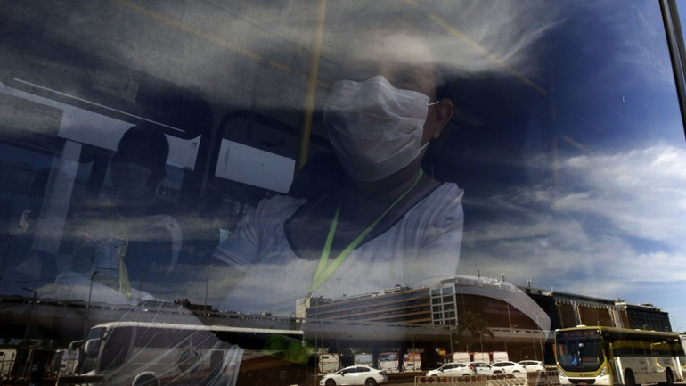 Covid-19: 869 θάνατοι το τελευταίο 24ωρο στη Βραζιλία