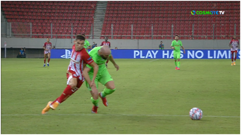 Διαιτησία βγαλμένη από «τσοντάδικο» τής Ομόνοιας