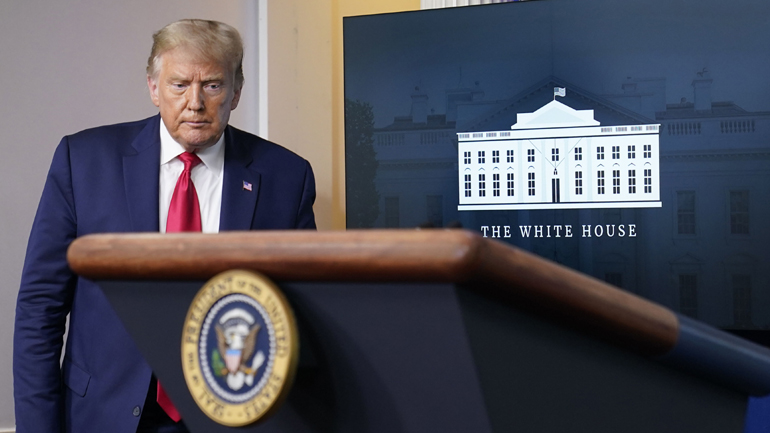 Ο Τραμπ απέφυγε να δεσμευτεί ότι θα υπάρξει ειρηνική μεταβίβαση της εξουσίας σε περίπτωση ήττας του