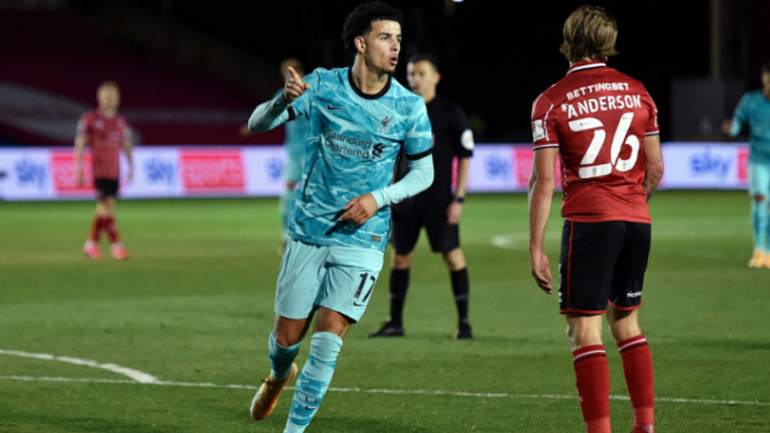 «Επτάρα» της Λίβερπουλ στο ντεμπούτο του Τσιμίκα, δυσκολεύτηκε η Σίτι με την Μπόρνμουθ