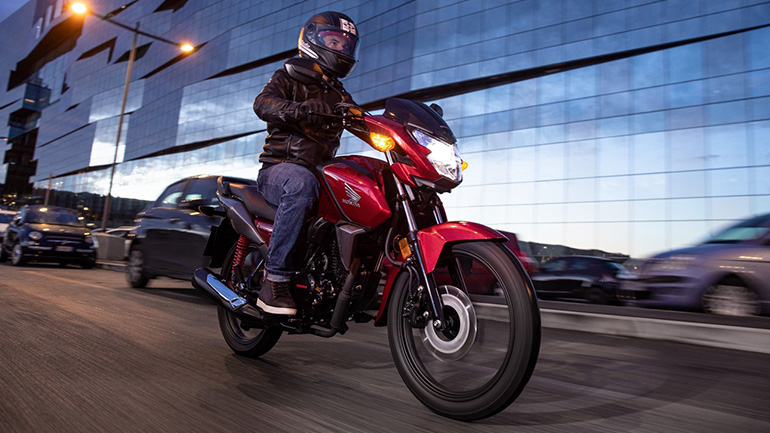 Honda CB125F MY2021: Τέρας… οικονομίας!