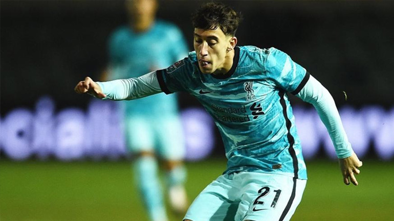 Το ντεμπούτο του Τσιμίκα με τη φανέλα της Λίβερπουλ