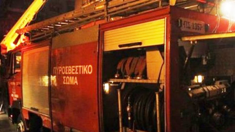 Θεσσαλονίκη: Φωτιά σε παραλιακό μαγαζί στoν Ποταμό Επανομής