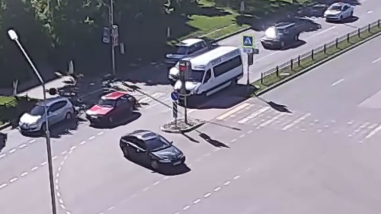 Βγείτε από τον κυκλικό κόμβο!