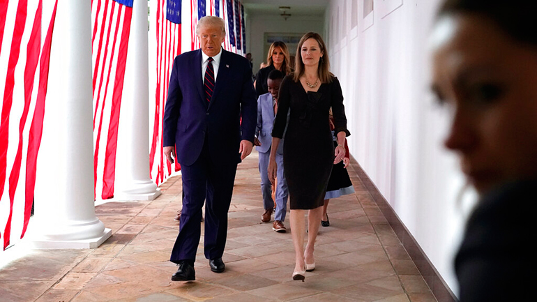 Ο Τραμπ προτείνει τη συντηρητική Άμι Κόνεϊ Μπάρετ για το Ανώτατο Δικαστήριο