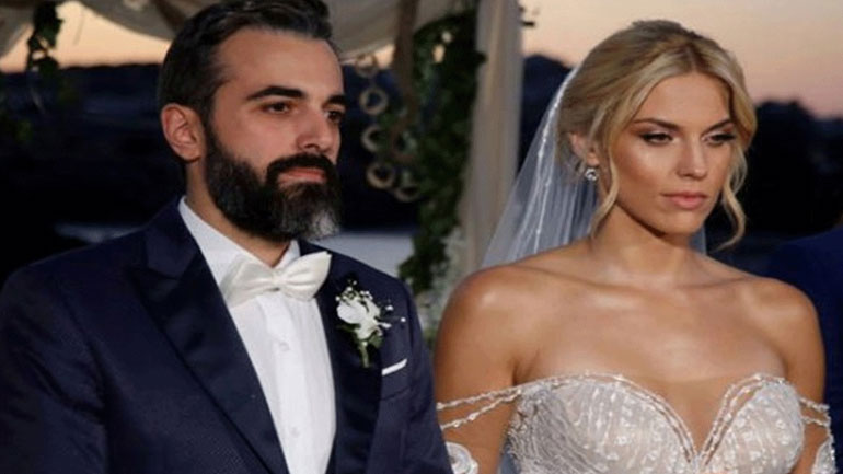 Η Μαντώ Γαστεράτου και ο Νίκος Ισηγόνης βάπτισαν τον γιο τους