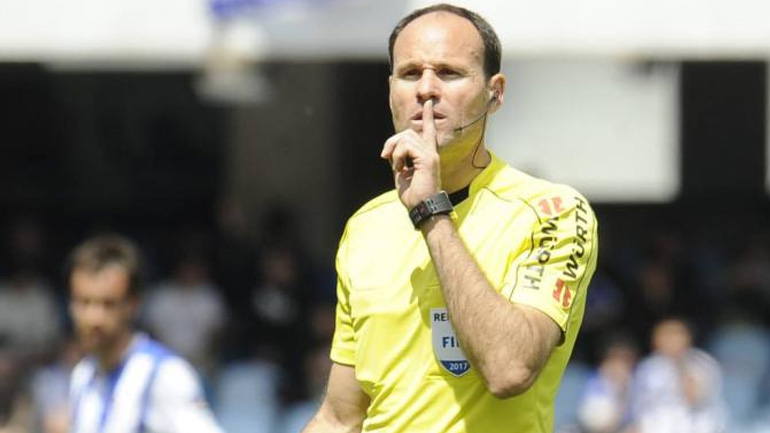 Champions League: Ο Λαόθ θα «σφυρίξει» στο Ομόνοια-Ολυμπιακός