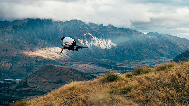 Emil Johansson: 5 λόγοι να πας για riding στη Νέα Ζηλανδία