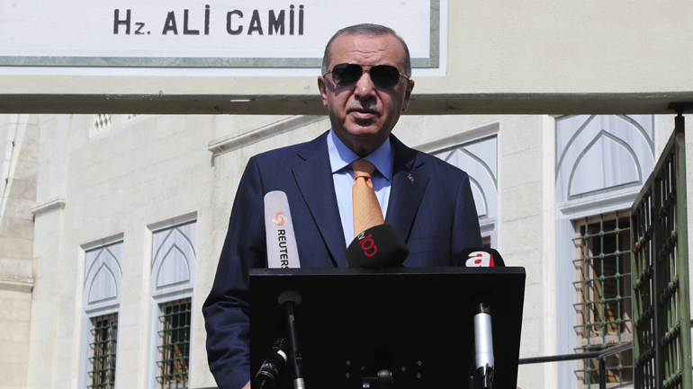 Ερντογάν: Να τερματιστεί η «κατοχή» από την Αρμενία του Ναγκόρνο Καραμπάχ