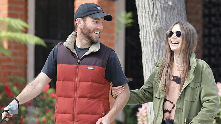 H Lily Collins θα παντρευτεί τον εκλεκτό της καρδιάς της Charlie McDowell