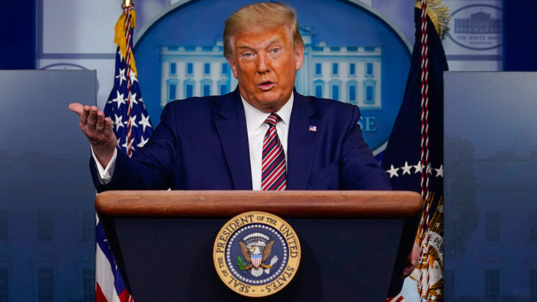 ΗΠΑ: Ο Τραμπ αρνήθηκε ότι συζήτησε τις προεδρικές εκλογές με την Έιμι Κόνεϊ Μπάρετ