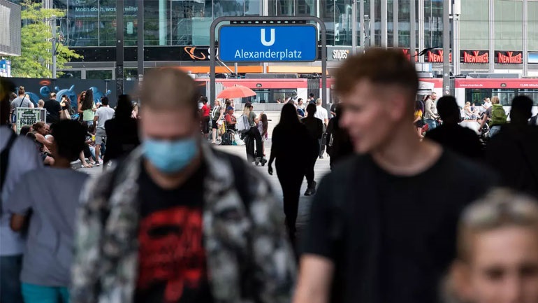 Γερμανία: «Είμαστε ψυχολογικά απροετοίμαστοι για το νέο κύμα κορωνοϊού»