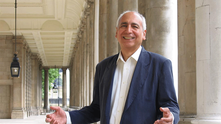 Ο Μαρτίνος Τιρίμος παίζει Μπετόβεν