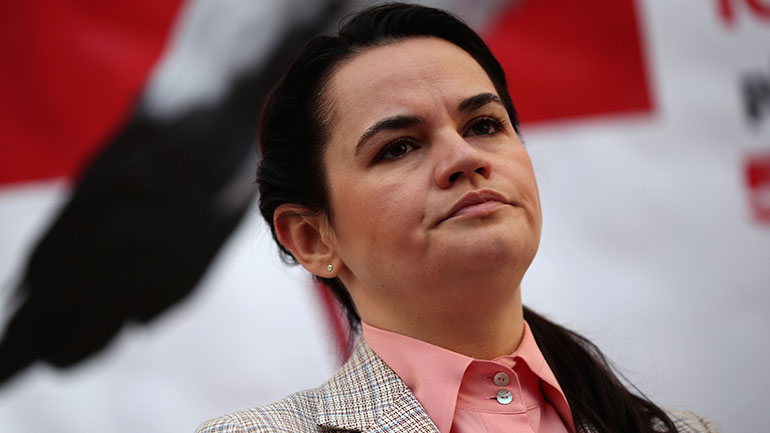 Λευκορωσία: Συνάντηση της Τιχανόφσκαγια με τον πρόεδρο της Γαλλίας Μακρόν