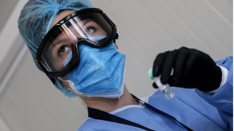 Ακόμα ένα θύμα του κορωνοϊού στη χώρα – Κατέληξε ηλικιωμένη από γηροκομείο στο Ασβεστοχώρι