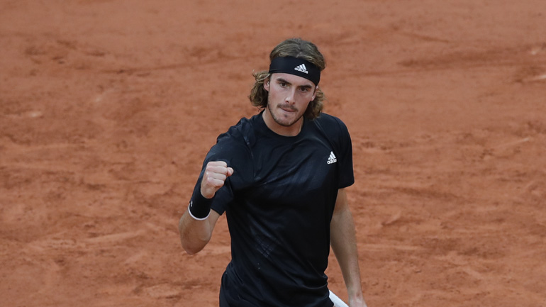 Νίκη-πρόκριση με σούπερ ανατροπή για τον Τσιτσιπά στο Roland Garros