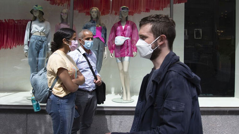 Σε κόκκινο συναγερμό για 28 μέρες τίθενται το Μόντρεαλ και το Κεμπέκ