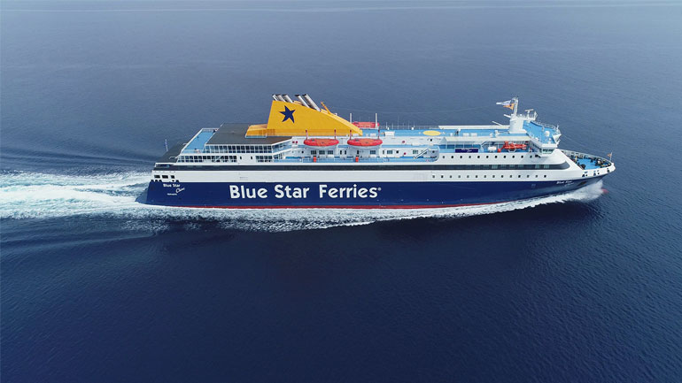 Στο λιμάνι του Λαυρίου θα καταπλεύσει το «Blue Star Chios» μεταφέροντας πρόσφυγες
