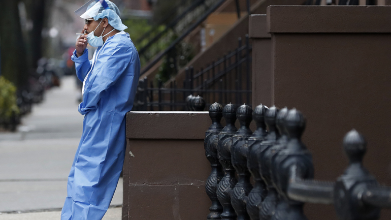 Πρόστιμα σε όσους δεν φορούν μάσκα θα επιβάλλει ο δήμαρχος της Νέας Υόρκης