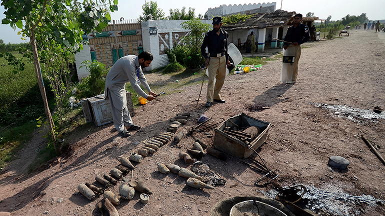 Πακιστάν: Πέντε νεκροί από έκρηξη παλιάς οβίδας Πακιστάν: Πέντε νεκροί από έκρηξη παλιάς οβίδας