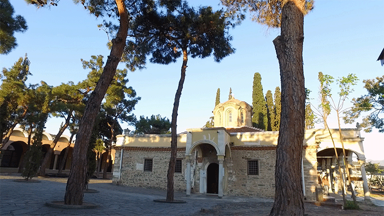 Ανοίγει ο δρόμος για την ψηφιοποίηση του ιστορικού αρχείου της Μονής Βλατάδων