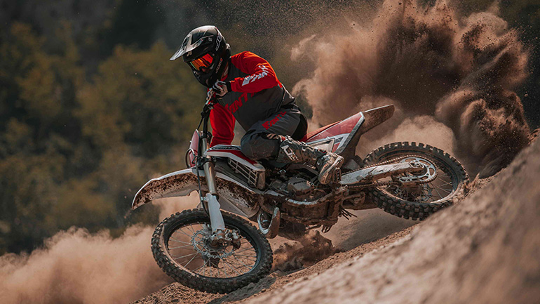 Fantic MX/Enduro 2021: Στο χώμα με καρδιά Yamaha 