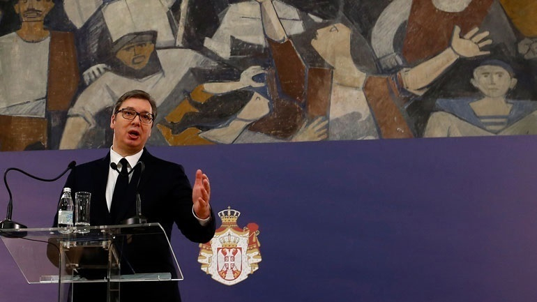 Διαψεύδει ο Βούτσιτς ότι η Σερβία πούλησε όπλα στην Αρμενία