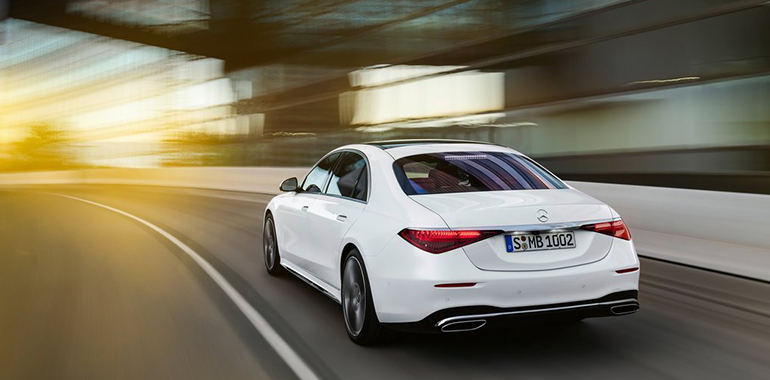 Η νέα S Class δεν θα αργήσει να κάνει την εμφάνισή της και στην ελληνική αγορά.