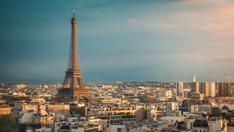 Ισχυρότατος κρότος συγκλόνισε το Παρίσι – Τι συνέβη