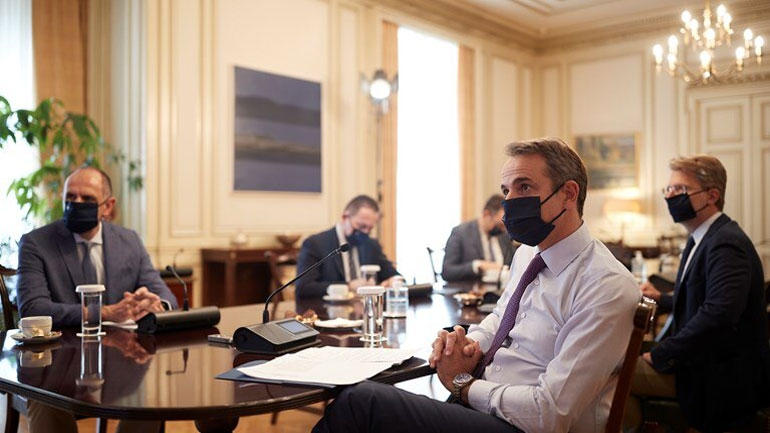 Υπό την προεδρία του Κυρ. Μητσοτάκη συνεδριάζει το υπουργικό συμβούλιο