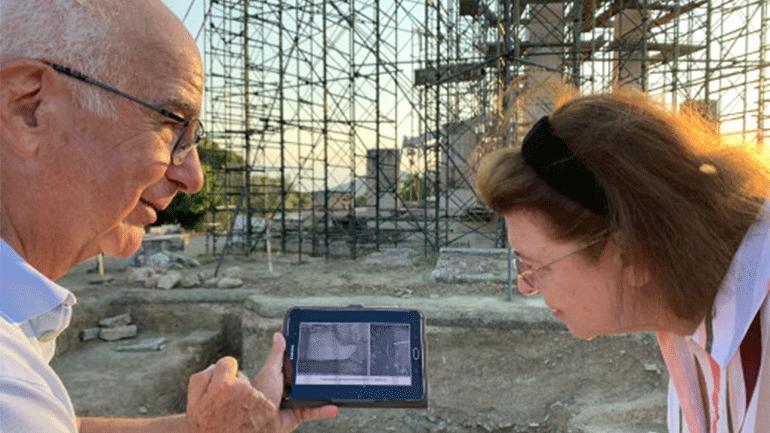 Η Θόλος υπήρξε η χθόνια κατοικία του Ασκληπιού από την αρχή της παρουσίας του στην Επίδαυρο